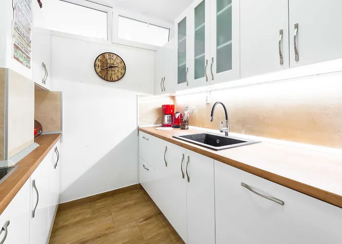 Blue Harmony Sea View - Two Bedroom With Balcony And Sea View *