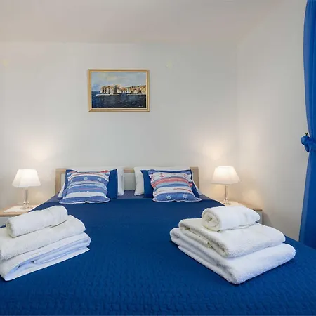 Apartment Blue Harmony Sea View - Two Bedroom With Balcony And Sea View