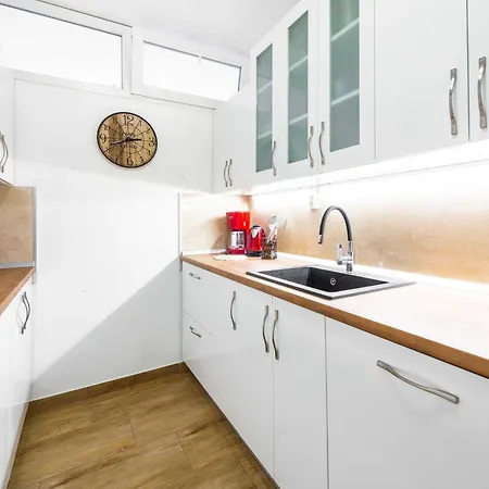 Blue Harmony Sea View - Two Bedroom With Balcony And Sea View *