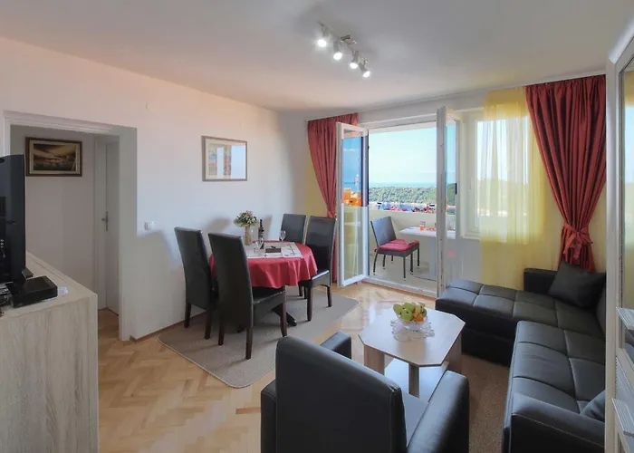 Blue Harmony Sea View - Two Bedroom With Balcony And Sea View