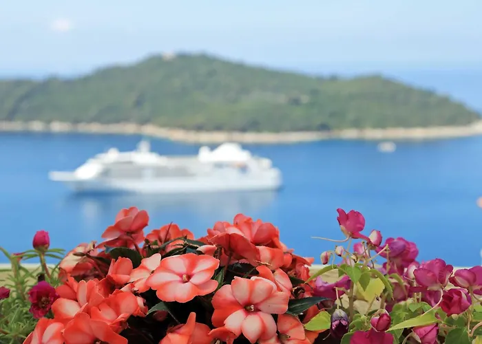 Blue Harmony Sea View - Two Bedroom With Balcony And Sea View * Dubrovnik