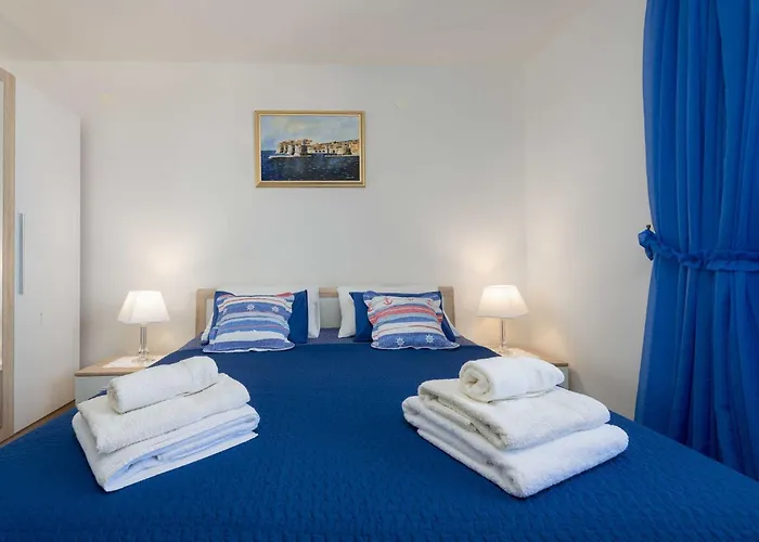 Apartment Blue Harmony Sea View - Two Bedroom With Balcony And Sea View