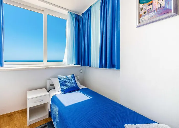 Blue Harmony Sea View - Two Bedroom With Balcony And Sea View Apartment