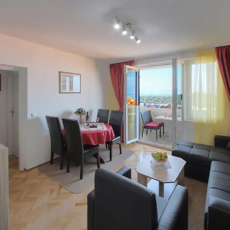 Blue Harmony Sea View - Two Bedroom With Balcony And Sea View