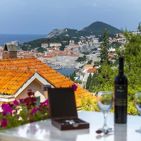 Blue Harmony Sea View - Two Bedroom With Balcony And Sea View