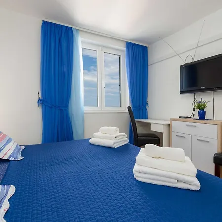 Blue Harmony Sea View - Two Bedroom With Balcony And Sea View